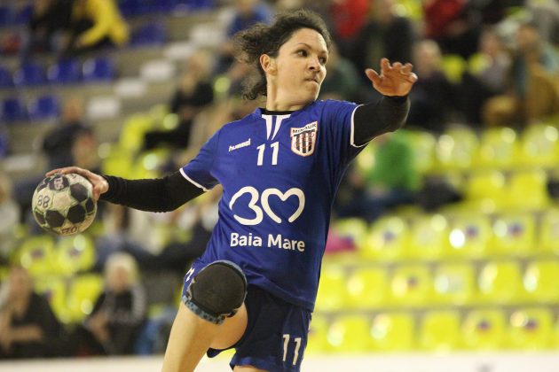 Partida de handbal feminin dintre CS Minaur si Crisul Chisineu-Cris din etapa a saptea a Diviziei A. PAUL URSACHI/UPFOTO